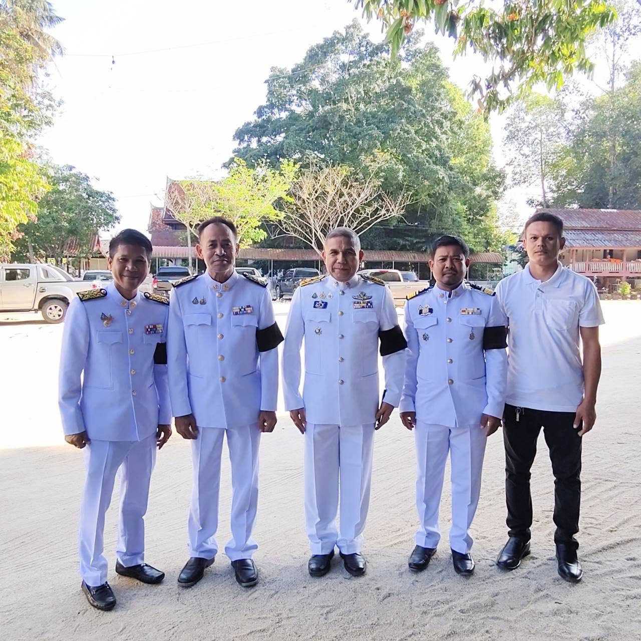 ร่วมกิจกรรมเพื่อถวายเป็นพระราชกุศล และแสดงความอาลัยแด่สมเด็จพระนางเจ้าสิริกิติ์ พระบรมราชินีนาถ พระบรมราชชนนีพันปีหลวง ในวาระครบ 100 วัน (สตมวาร) แห่งการสวรรคต